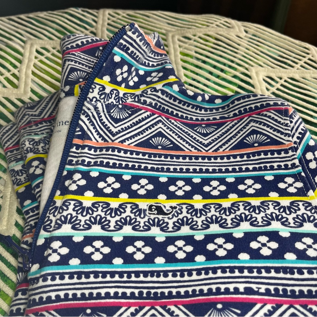 Vineyard Vines Xs/S Maximalist Pattern Stripe Blue Coastal 1/4 Zip Sweatshirt